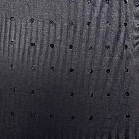 Athleta Printed Stealth TruCool Max Airflow Capris - Black/White/Gray - XL - Picture 8 of 10